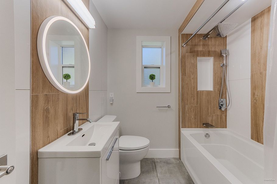 4491 Primrose Lane North Vancouver, BC - 33