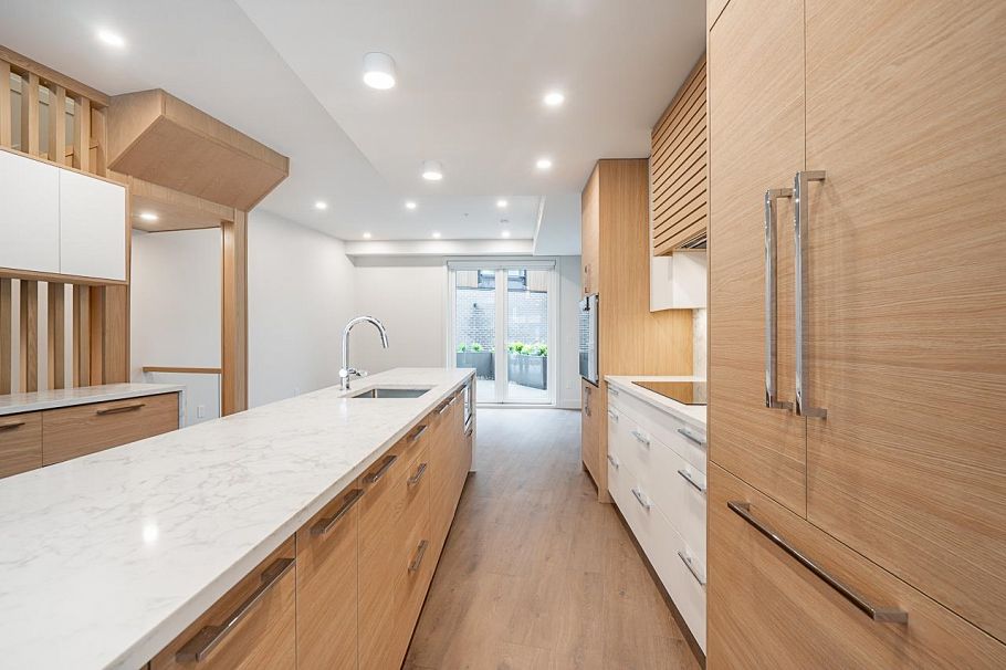 3161 Canfield Crescent North Vancouver, BC - 8