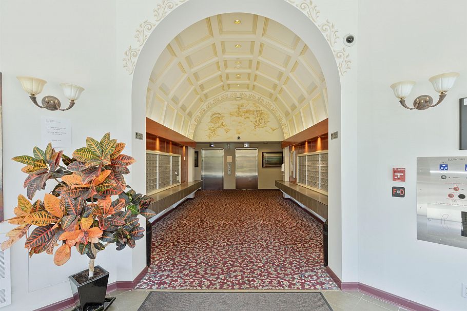 1301 4425 Halifax Street Burnaby, BC - 26