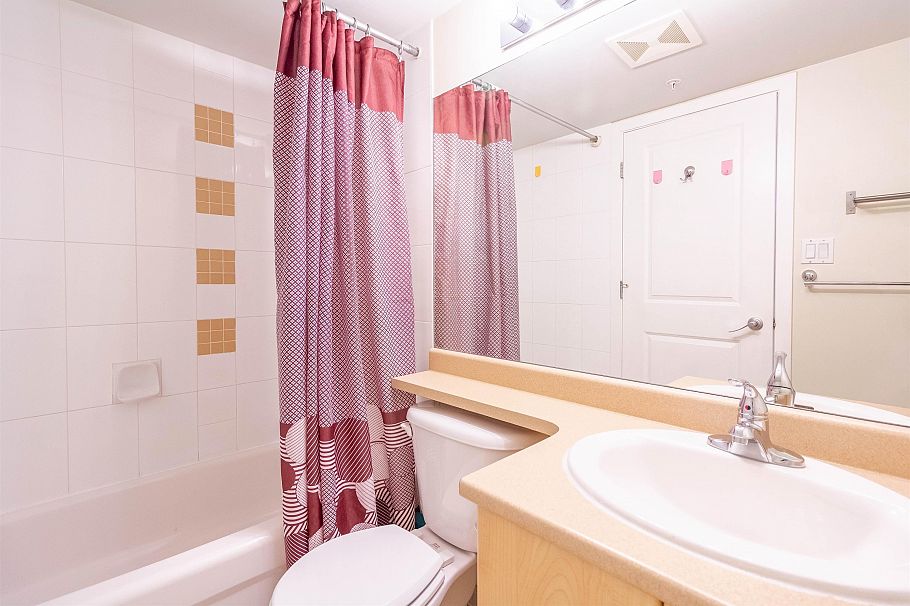 305 3588 Crowley Drive Vancouver, BC - 15