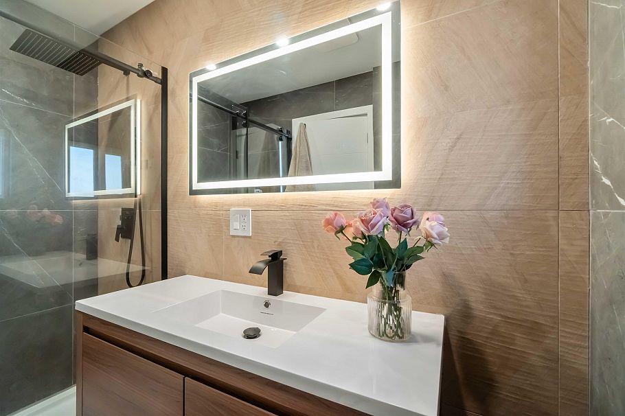 3837 Sunnycrest Drive North Vancouver, BC - 7