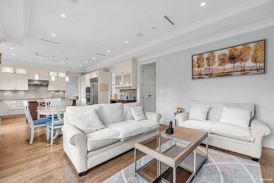 7458 Maple Street Vancouver, BC - 13