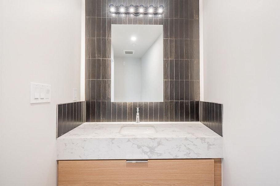 3161 Canfield Crescent North Vancouver, BC - 16