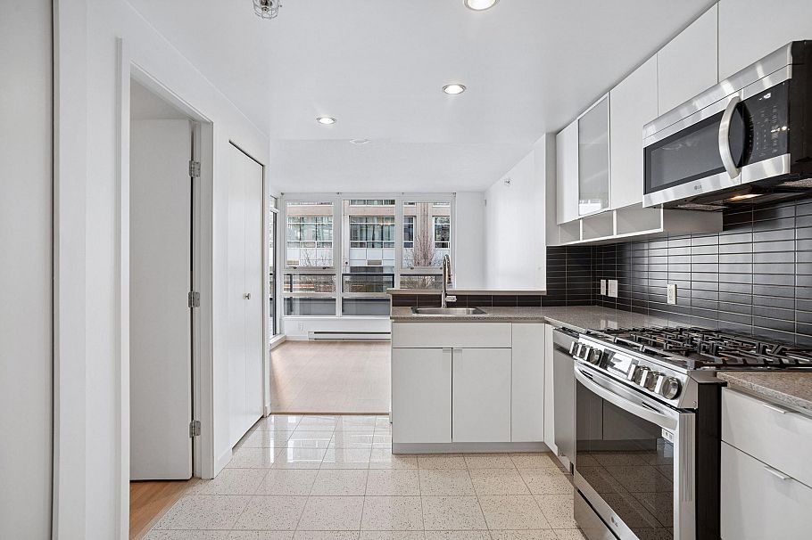 306 928 Beatty Street Vancouver, BC - 6