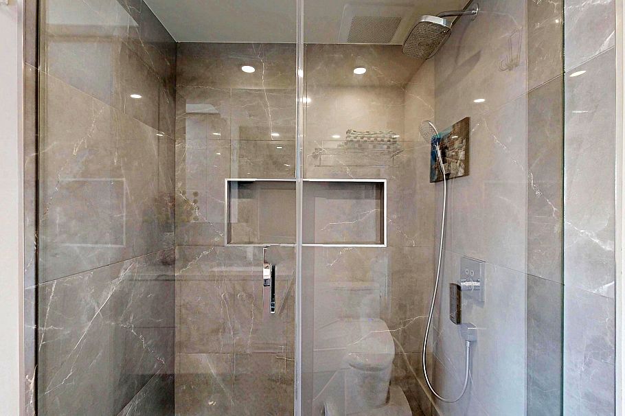 2706 1033 Marinaside Crescent Vancouver, BC - 26