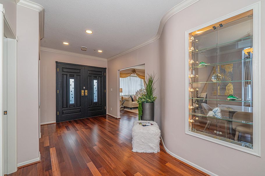 4255 W 15th Avenue Vancouver, BC - 11