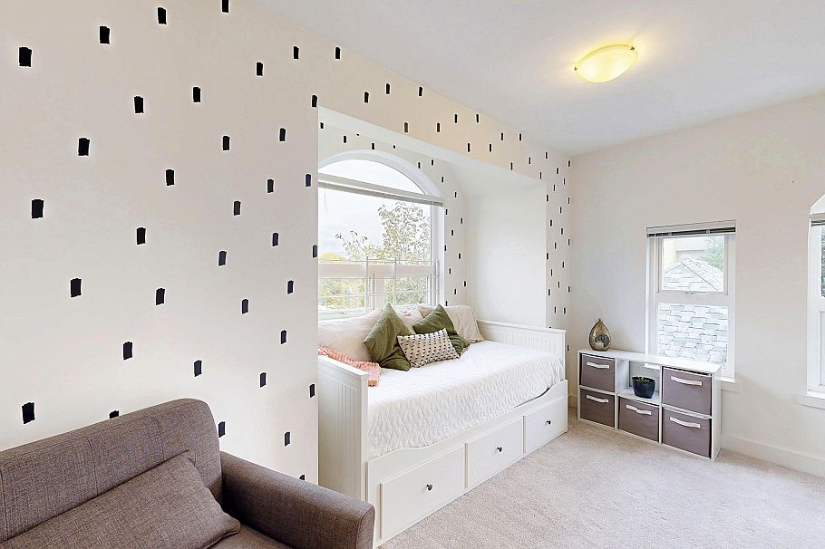 101 1672 E Pender Street Vancouver, BC - 9