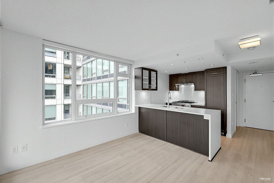 908 5665 Boundary Road Vancouver, BC - 4