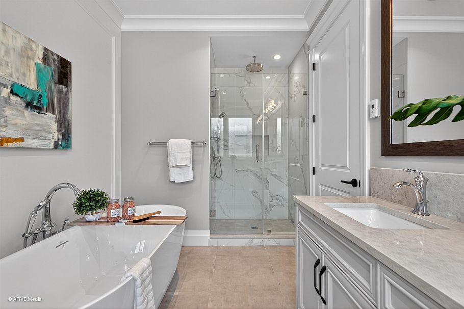 3349 W 37th Avenue Vancouver, BC - 24