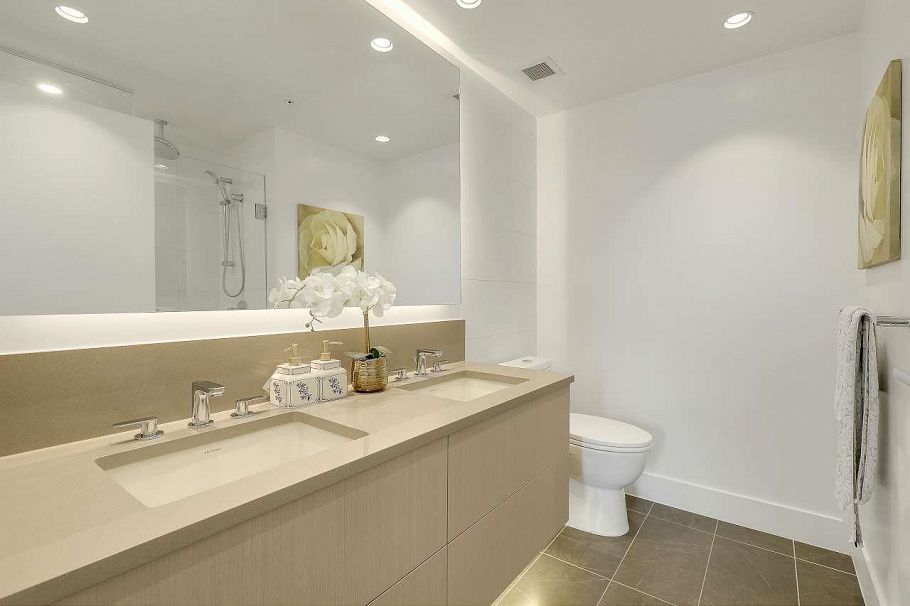 706 1632 Lions Gate Lane North Vancouver, BC - 16