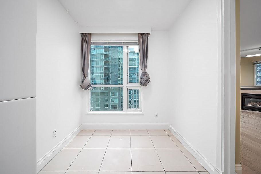 1401 560 Cardero Street Vancouver, BC - 12