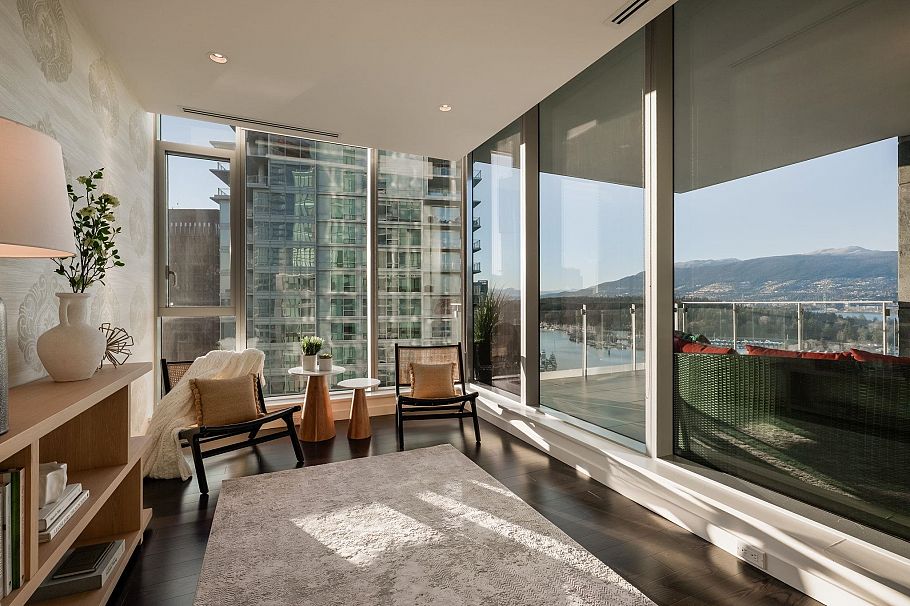 2201 277 Thurlow Street Vancouver, BC - 13