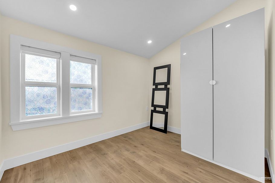 2915 Horley Street Vancouver, BC - 36