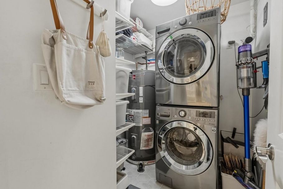 83 W 15th Avenue Vancouver, BC - 27