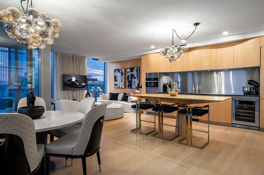 3403 1568 Alberni Street Vancouver, BC - 4