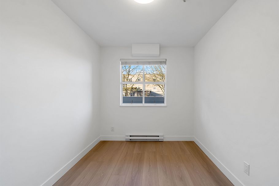 209 2928 Commercial Drive Vancouver, BC - 18