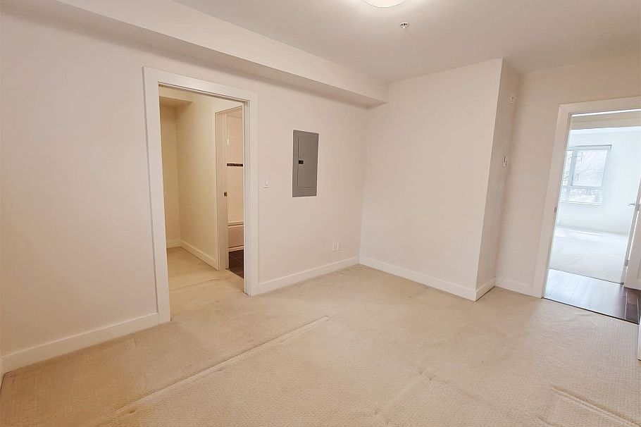 403 E 16th Avenue Vancouver, BC - 12