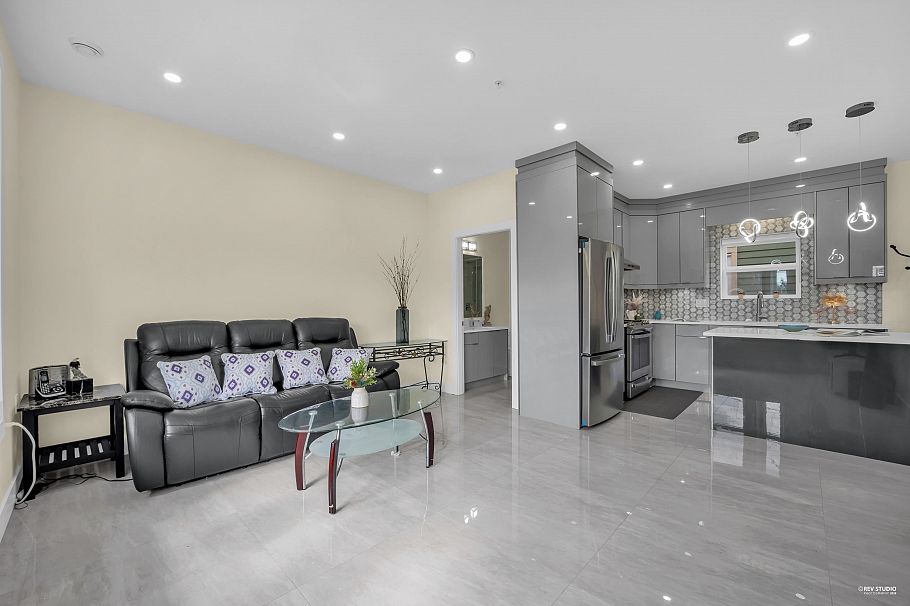 2915 Horley Street Vancouver, BC - 24