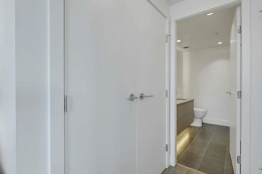 706 1632 Lions Gate Lane North Vancouver, BC - 18