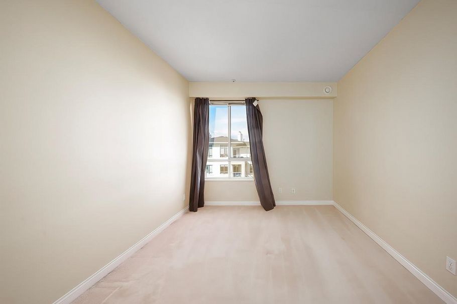 431 383 E 37th Avenue Vancouver, BC - 20