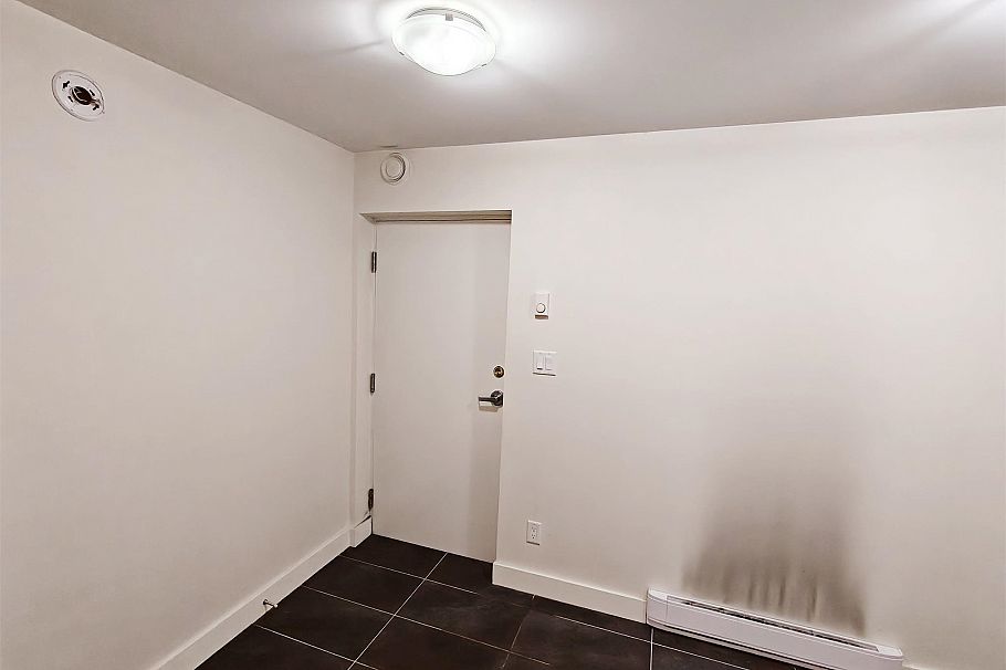 403 E 16th Avenue Vancouver, BC - 18