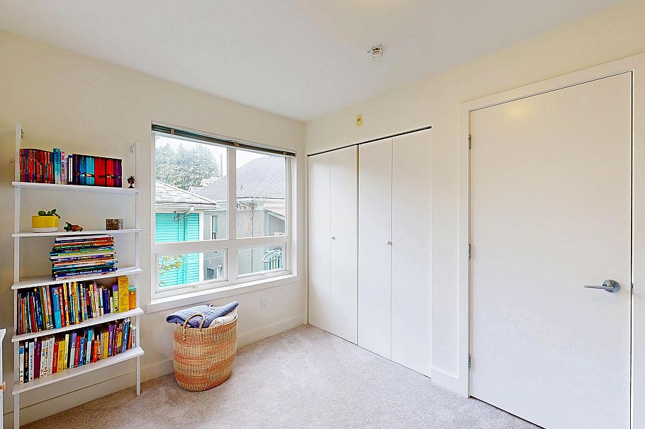 101 1672 E Pender Street Vancouver, BC - 15