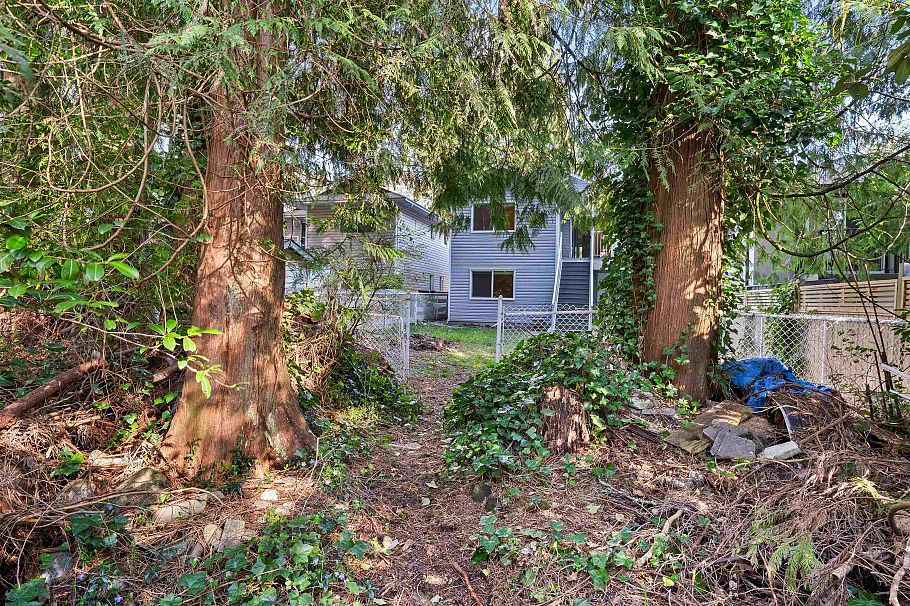 4125 Lynn Valley Road North Vancouver, BC - 30