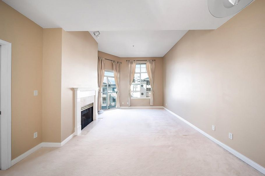 431 383 E 37th Avenue Vancouver, BC - 22