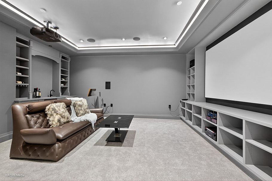 3349 W 37th Avenue Vancouver, BC - 30