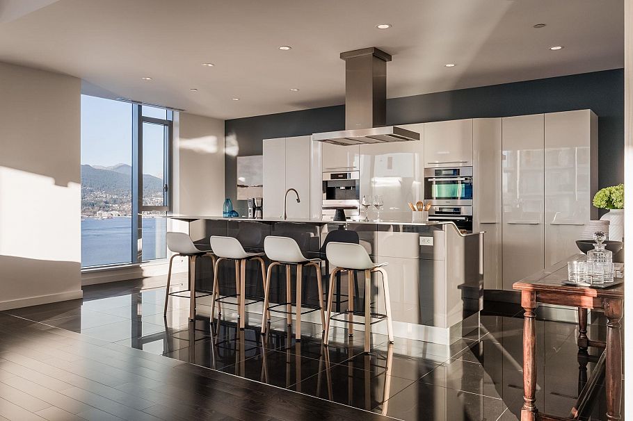 2201 277 Thurlow Street Vancouver, BC - 11