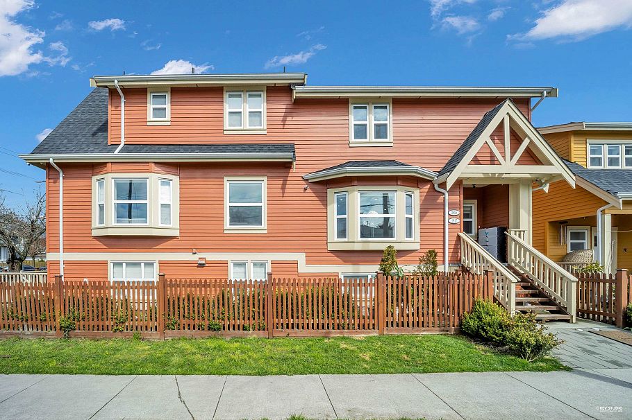 2915 Horley Street Vancouver, BC - 5
