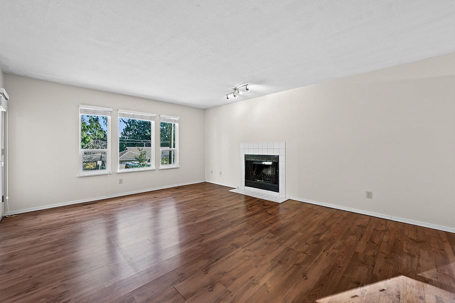 4125 Lynn Valley Road North Vancouver, BC - 7