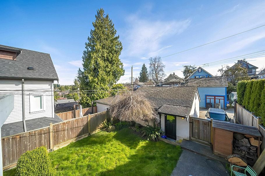 826 E 13th Avenue Vancouver, BC - 20