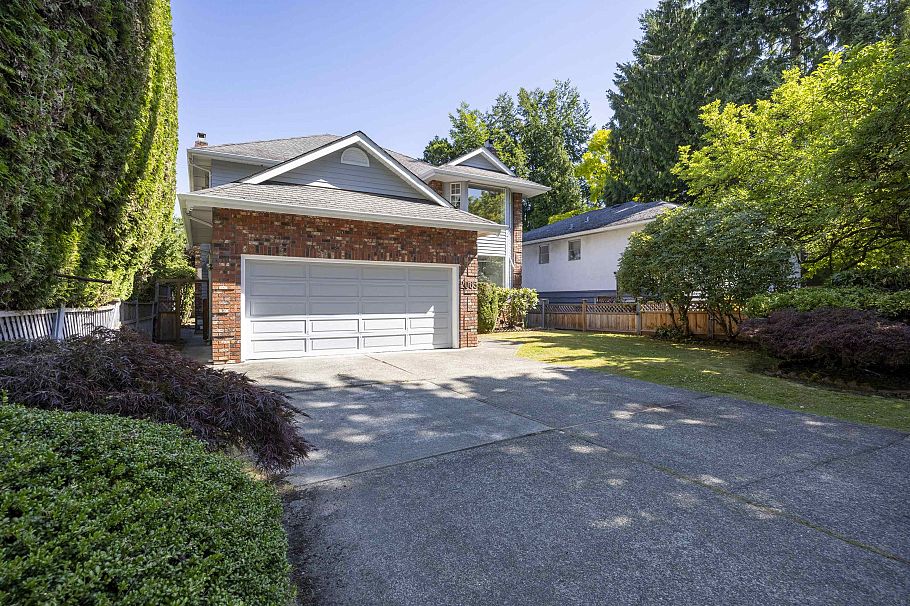 2063 W 47th Avenue Vancouver, BC - 3