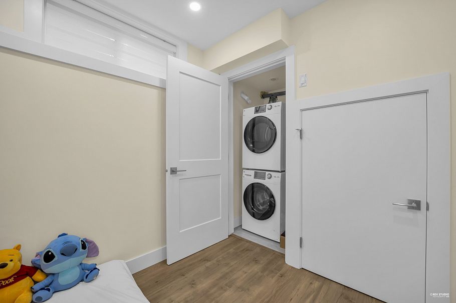 2915 Horley Street Vancouver, BC - 13