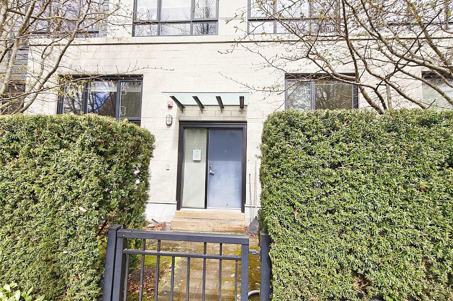 403 E 16th Avenue Vancouver, BC - 1