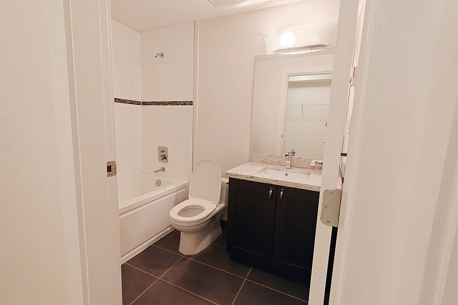 403 E 16th Avenue Vancouver, BC - 14