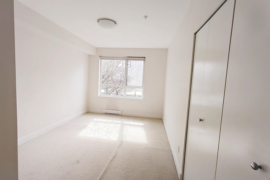 403 E 16th Avenue Vancouver, BC - 8