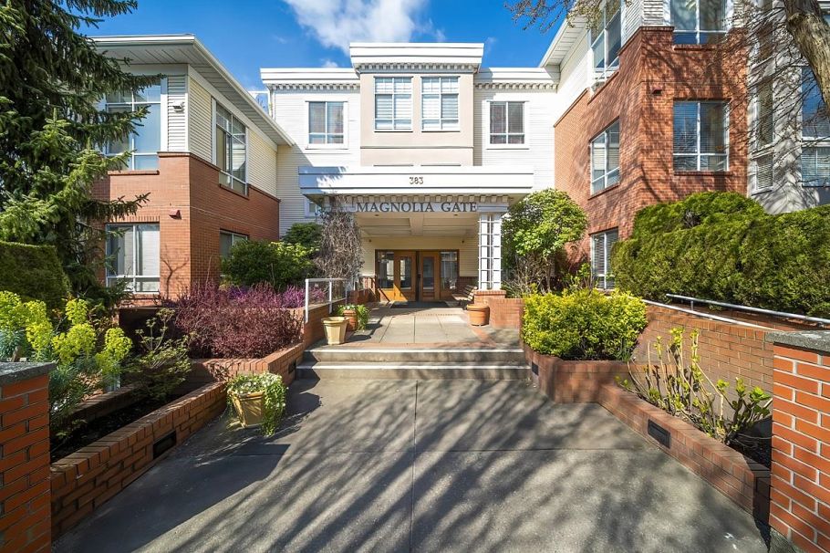 431 383 E 37th Avenue Vancouver, BC - 2