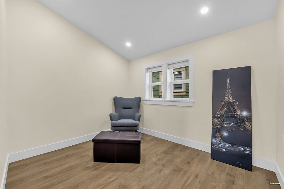 2915 Horley Street Vancouver, BC - 34