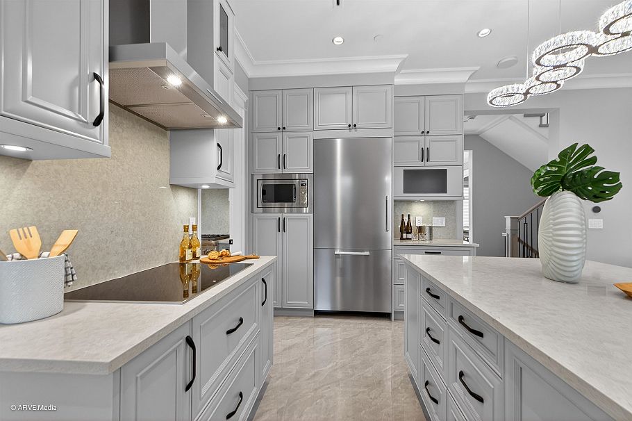 3349 W 37th Avenue Vancouver, BC - 17