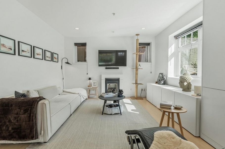 83 W 15th Avenue Vancouver, BC - 10