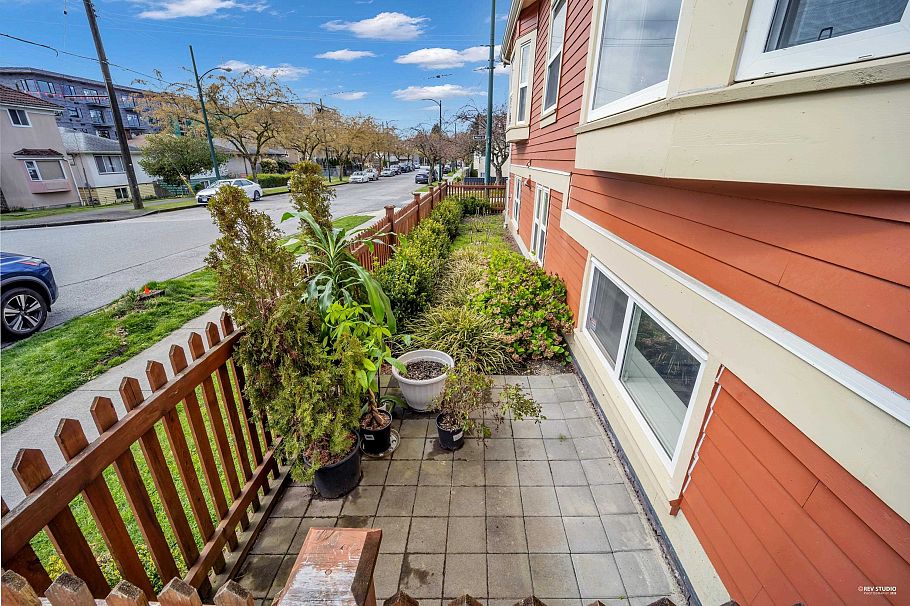 2915 Horley Street Vancouver, BC - 39