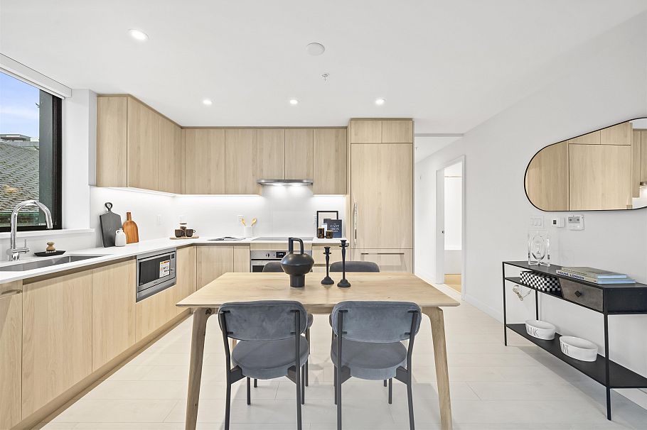 204 4928 Quebec Street Vancouver, BC - 1