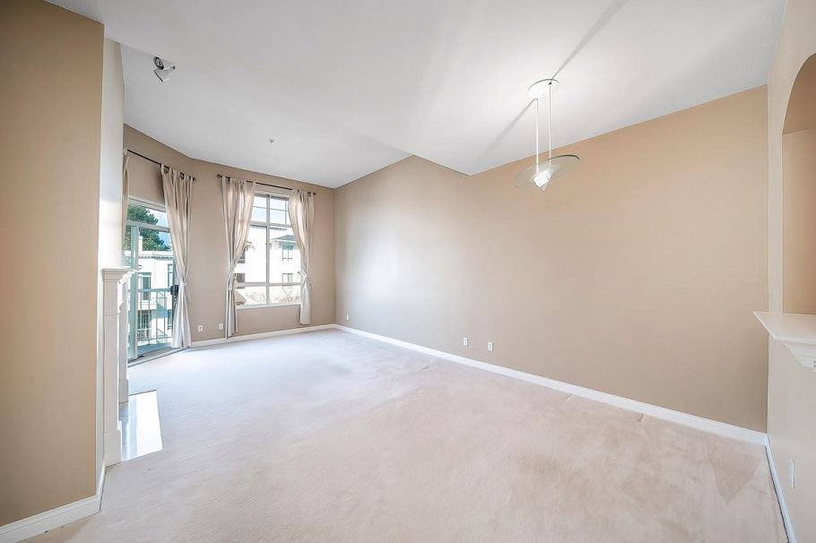 431 383 E 37th Avenue Vancouver, BC - 21