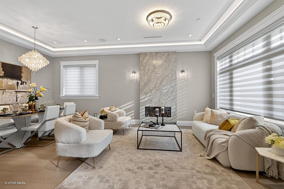 3349 W 37th Avenue Vancouver, BC - 4