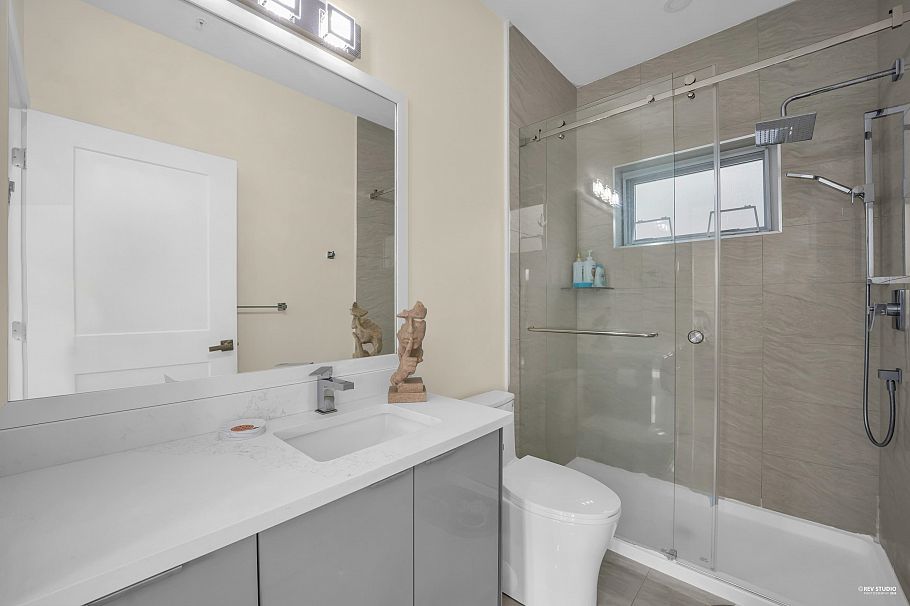 2915 Horley Street Vancouver, BC - 26