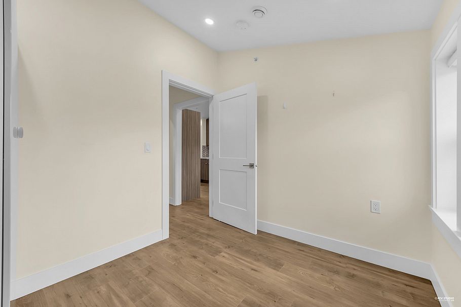 2915 Horley Street Vancouver, BC - 37