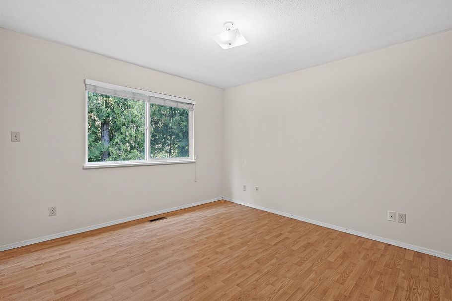 4125 Lynn Valley Road North Vancouver, BC - 24