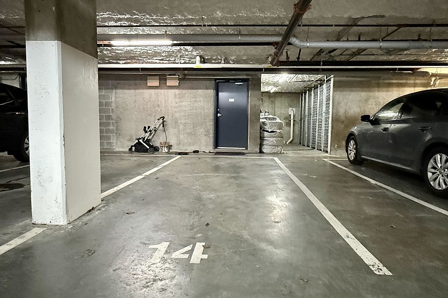 403 E 16th Avenue Vancouver, BC - 20